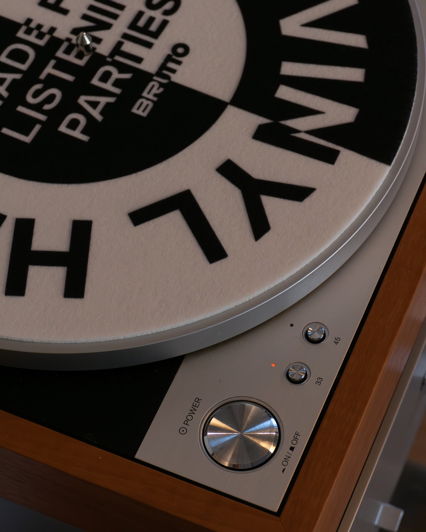 THE LISTENER Slipmat