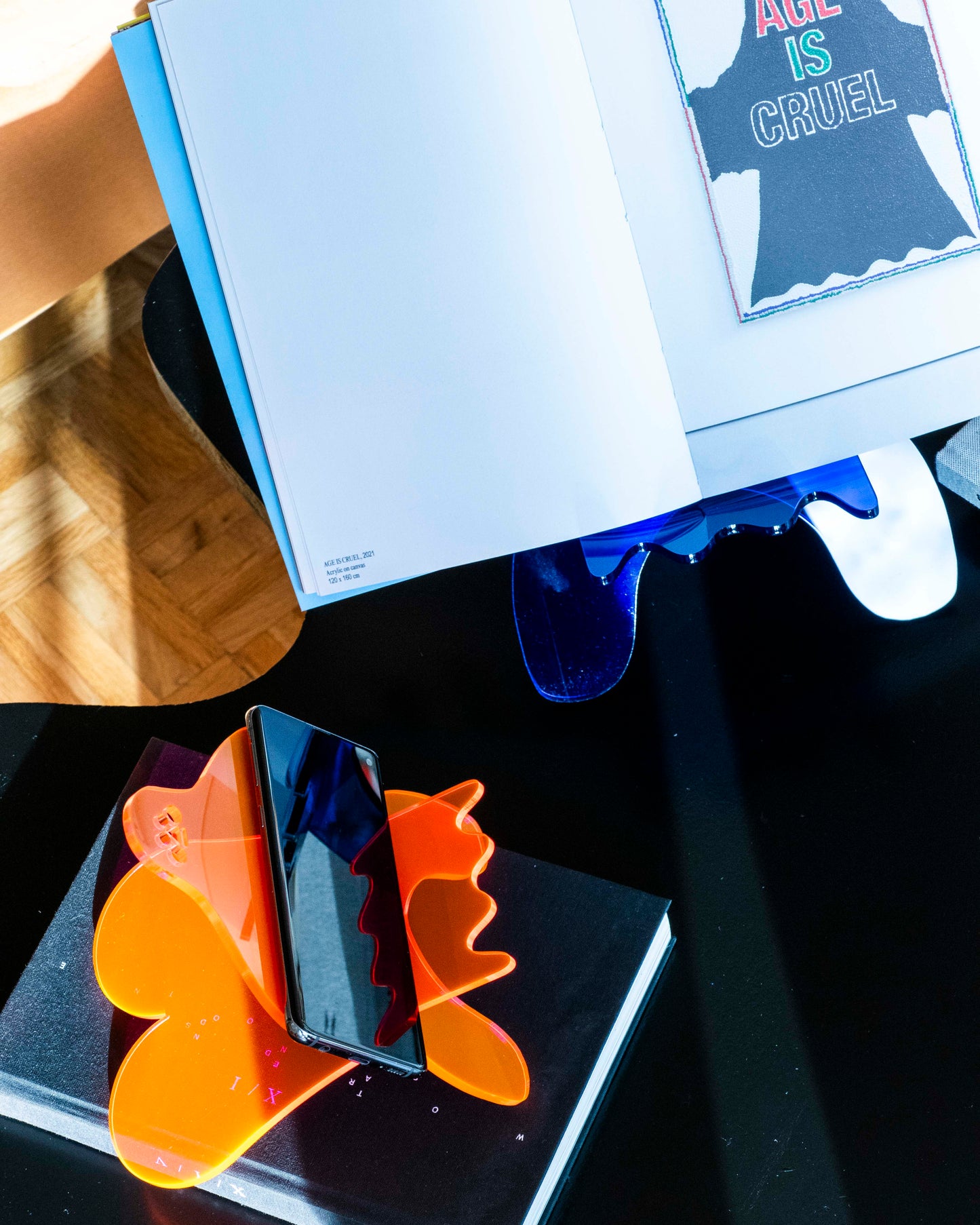 OMINO Bookstand Large