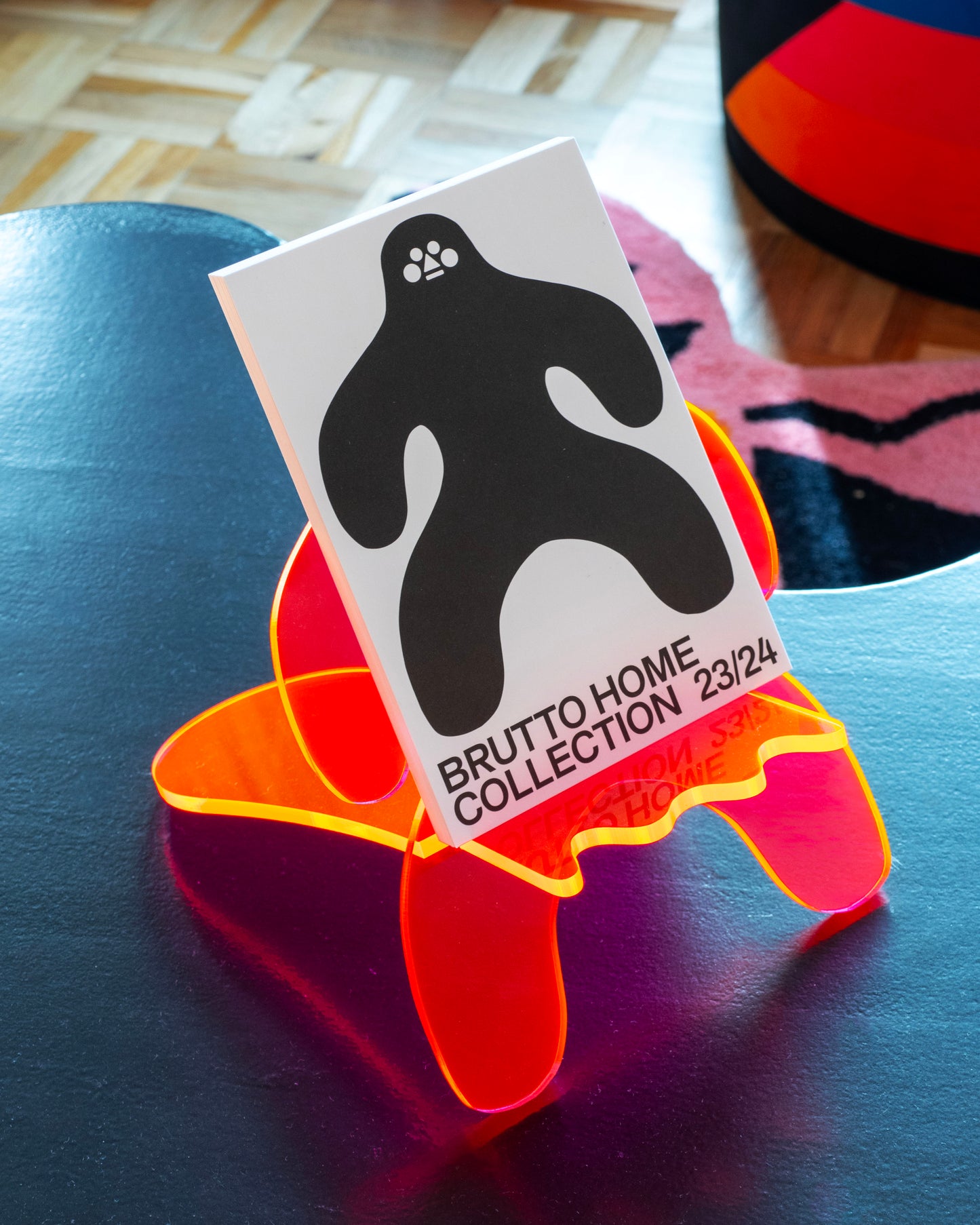 OMINO Bookstand Medium